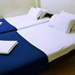 Majhi Hotel