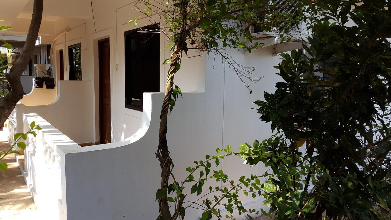 Majhi Inn 3*